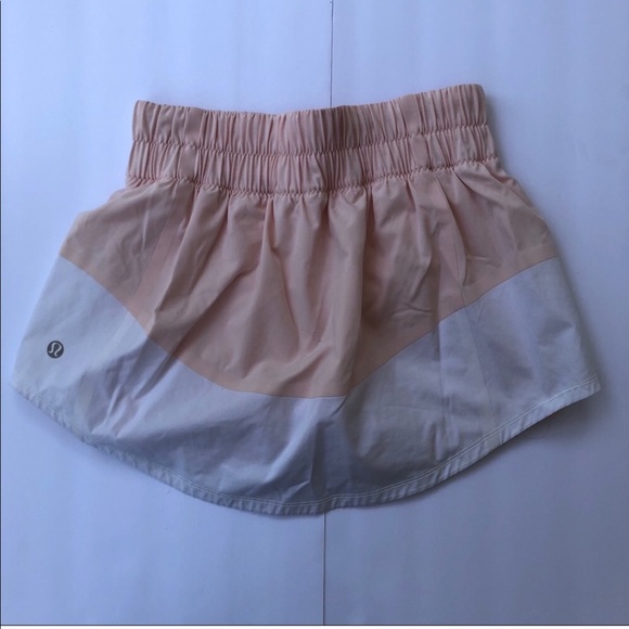 lululemon athletica Pants - Lululemon sz 2 pink & white workout skort